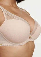 Le soutien-gorge plongeant Festivité