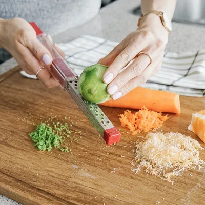 Cuisipro pocket grater 3 in 1