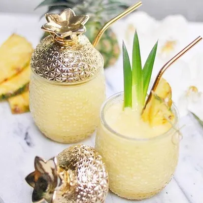 Set of 2 pineapple cocktail glasses by brilliant