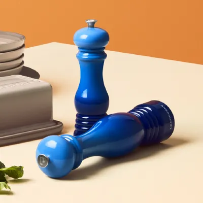 Le creuset blueberry pepper mill - 8''