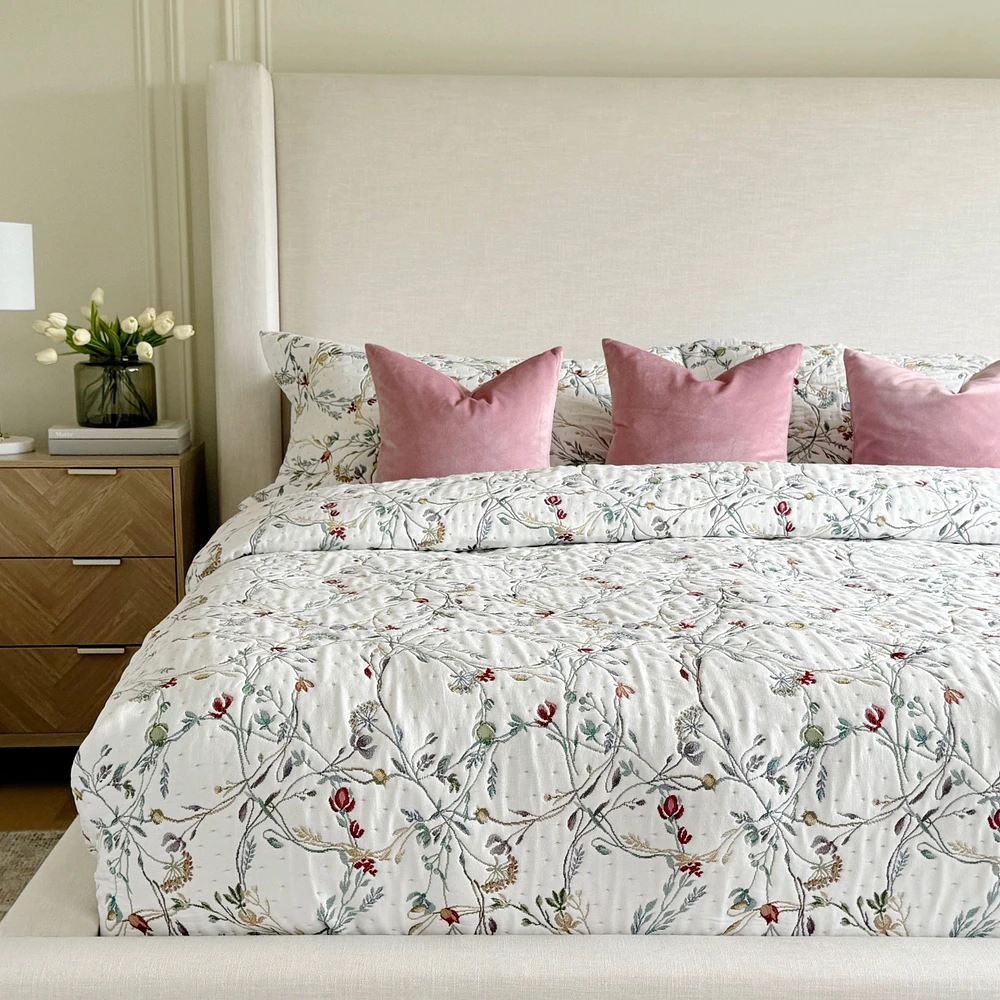 Chene-Sasseville Limar Bedspread Set