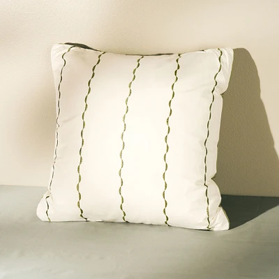 Romvy Square Cushion