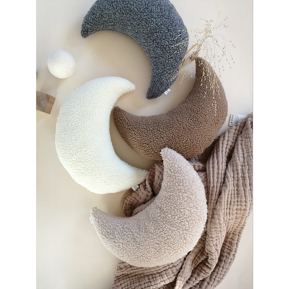 Moon Pillow - Ivory