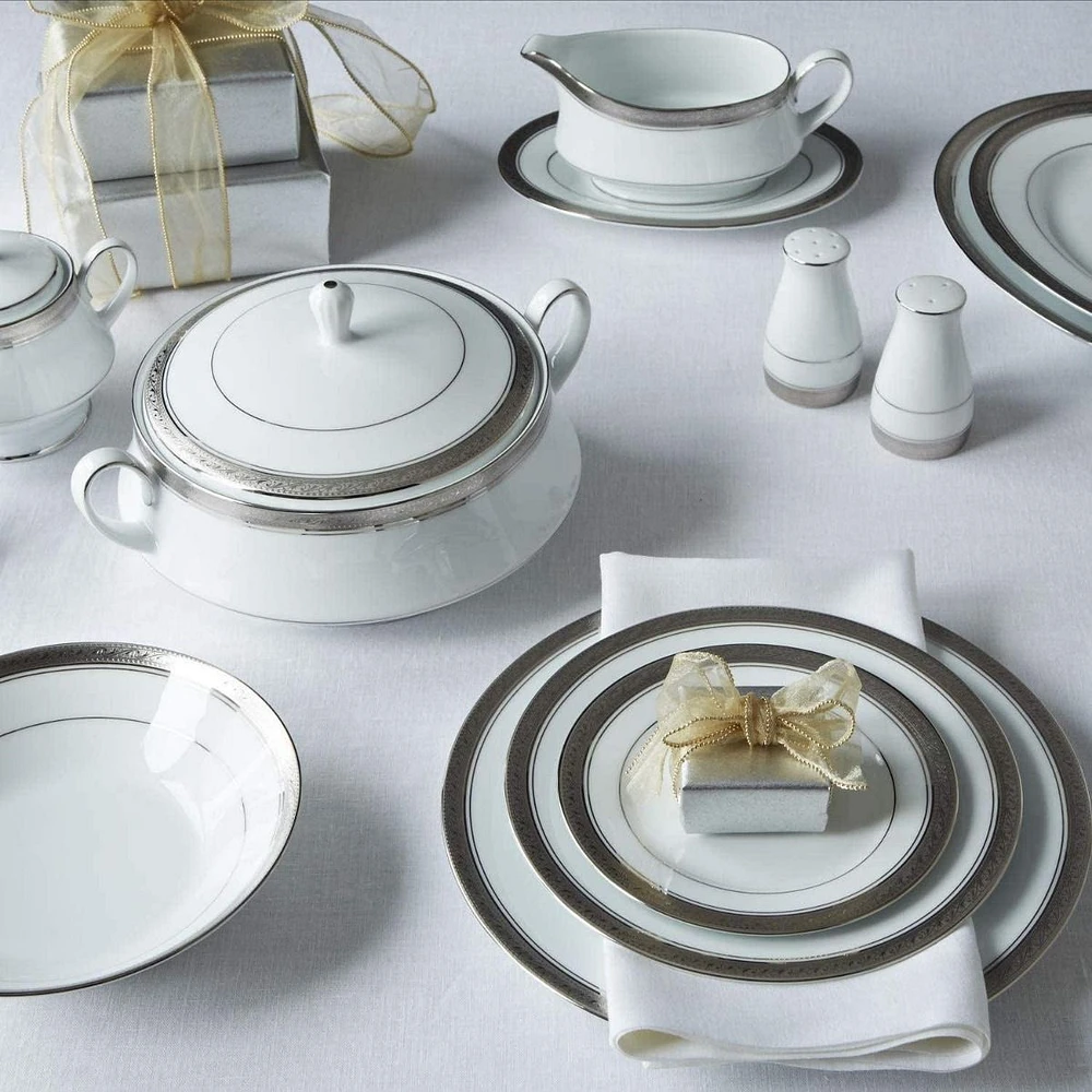 Crestwood Platinum 5-Piece Dinnerware Set by Noritake