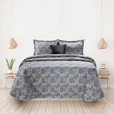 Boston Coverlet Set