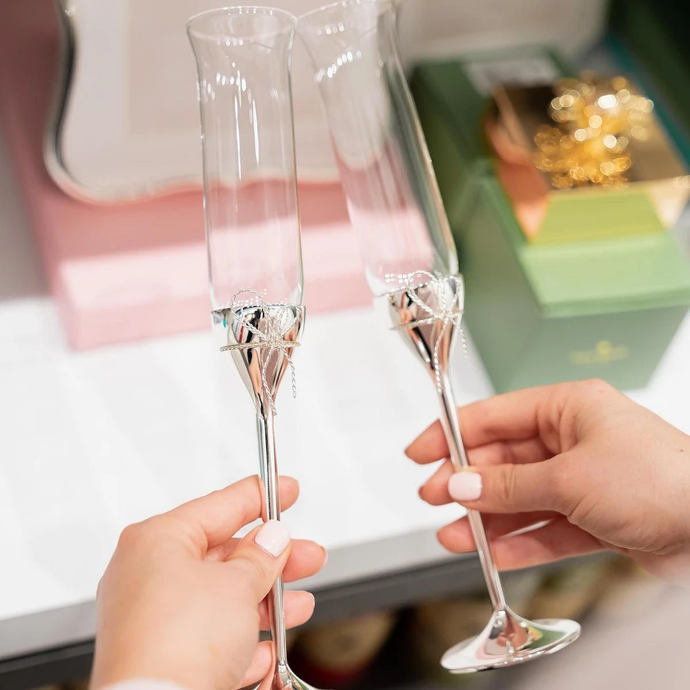 Love Knots Champagne Flutes by Vera Wang