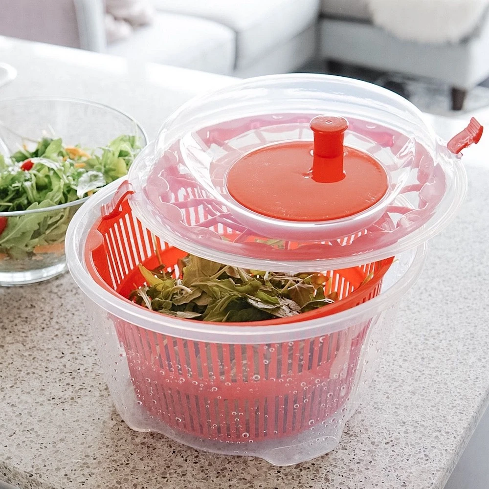 Red Salad Spinner 4.6 Qt