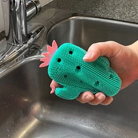 Brosse et éponge en forme de cactus par Gourmet OMG!