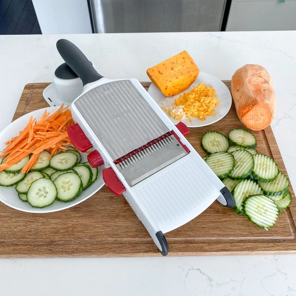 Cuisipro Handheld Mandoline