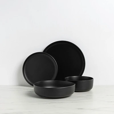 gusto! 16-Piece Dinnerware Set