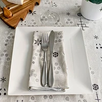 Assiette à dîner carrée 10,5 po « Vendome » par LC Maison