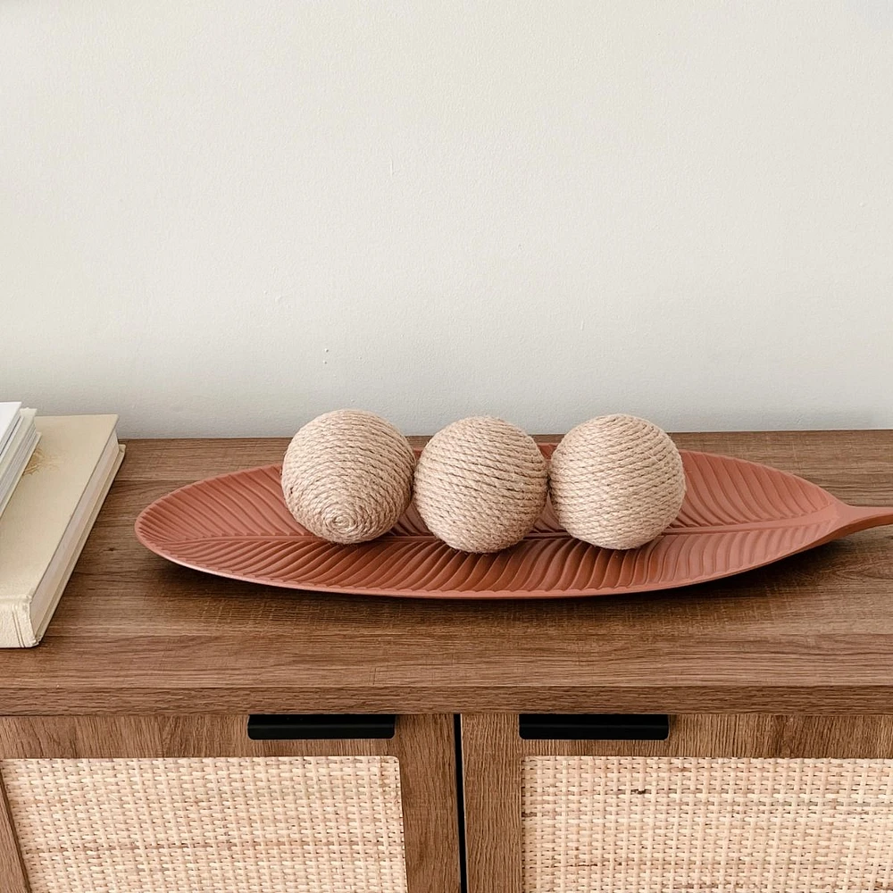 Rust Leaf Platter Decor