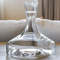 Carafe « Bande » par Vera Wang 