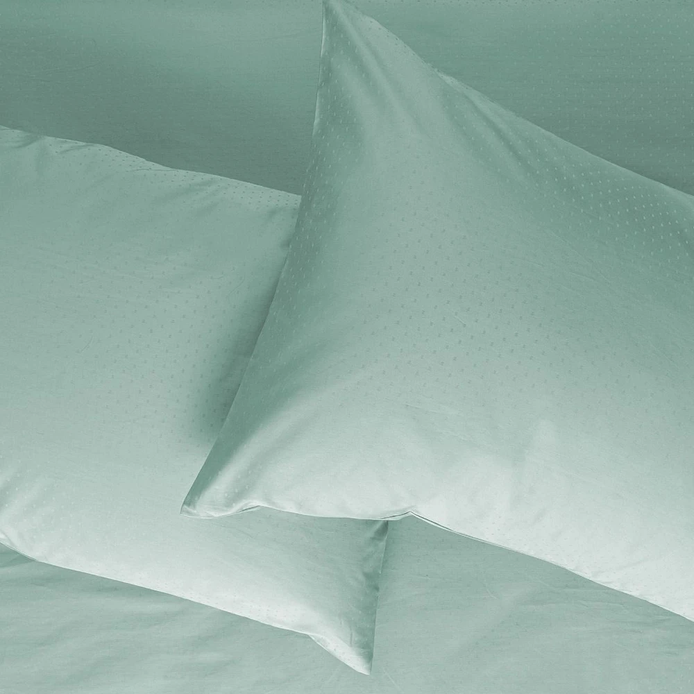 Swiss Dot Sheet Set