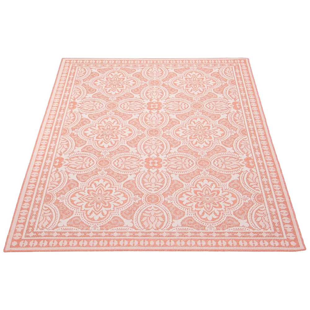 Gardenia Traditional Indoor/ Outdoor Coral Rug