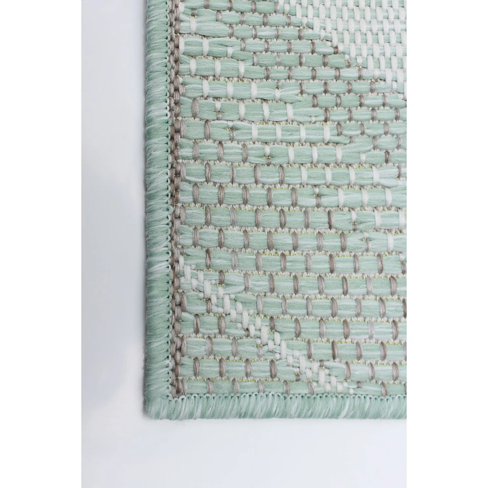 Gardenia Modern Indoor/ Outdoor Mint Rug