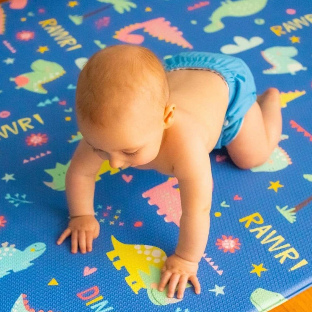 Small play mat - Good Dinosaur