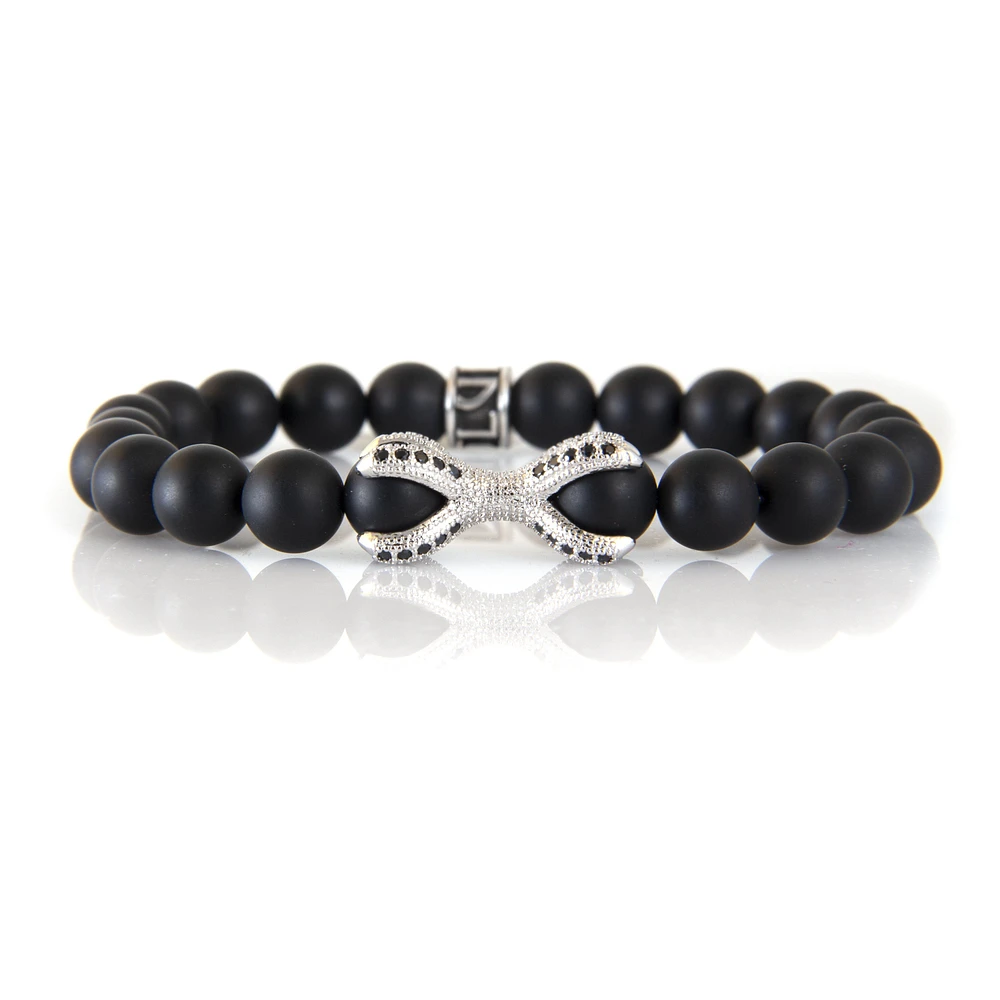 Bracelet onyx noir avec griffes argentées par Luenzo