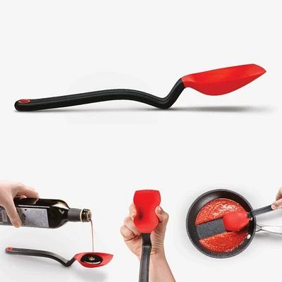 Cuillère rouge en silicone « Supoon » par Dreamfarm