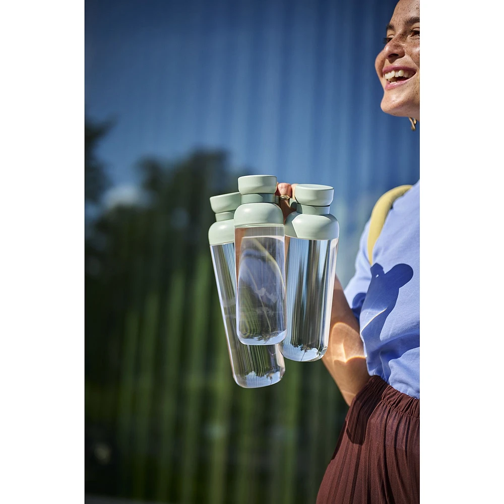 Port Style Vita Water Bottle - Black 