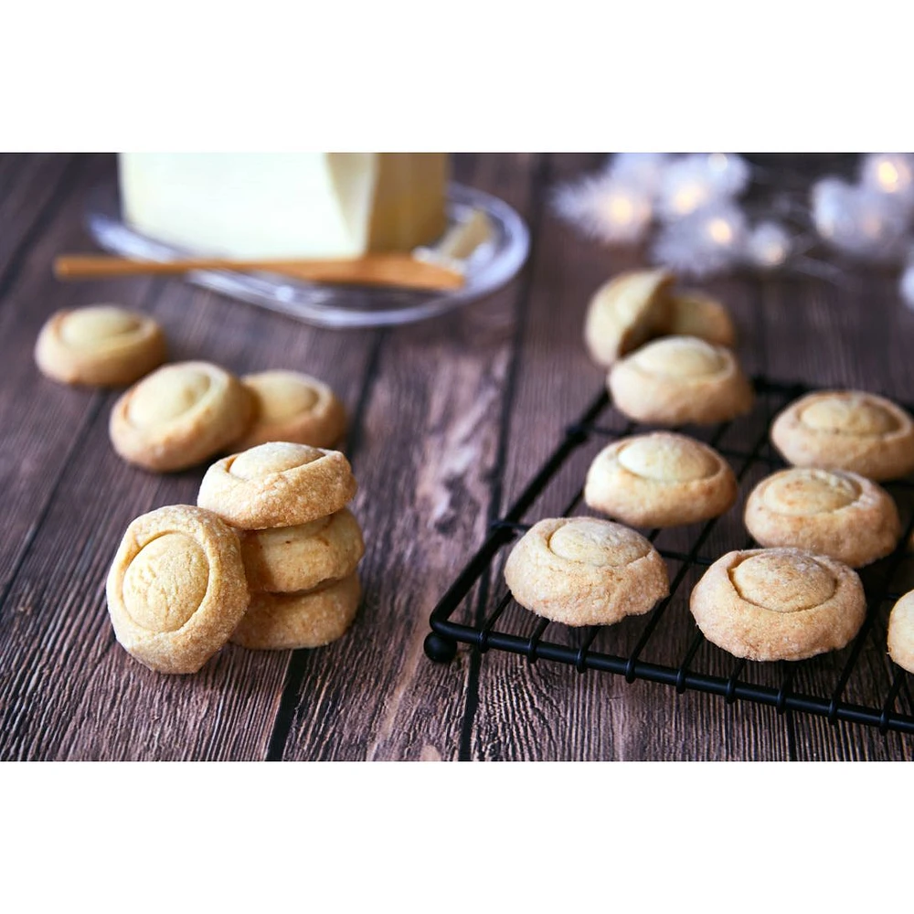 Deux boîtes de biscuits sablés au beurre - Classique et Croquant à l'érable