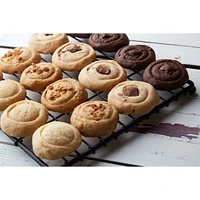 Grande boîte cadeau de biscuits au beurre aux saveurs assorties - 24 morceaux