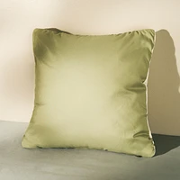 Romvy Square Cushion