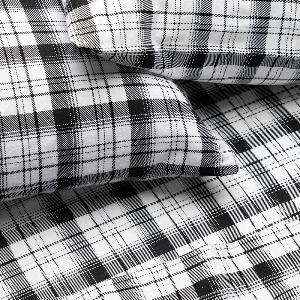 Black Check Flannel Sheet Set