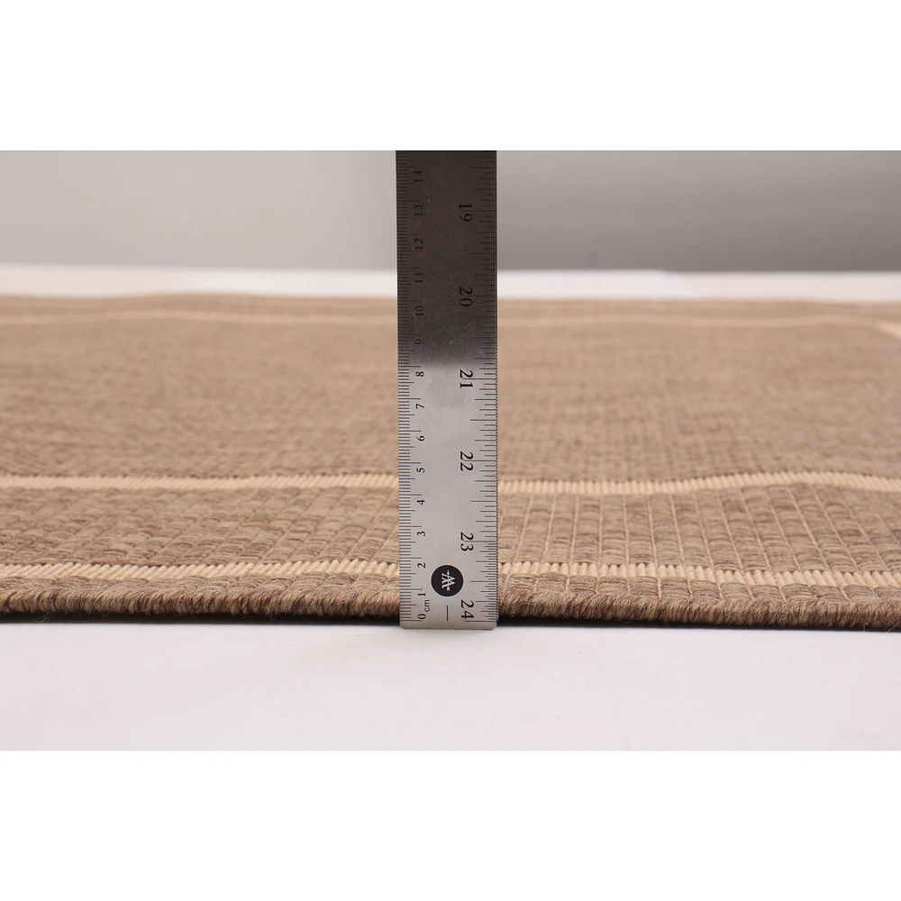 Sisal Beige and Tan Rug - 94 x 122
