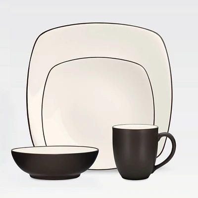 Vaisselle 4 pièces collection « Colorwave » par Noritake