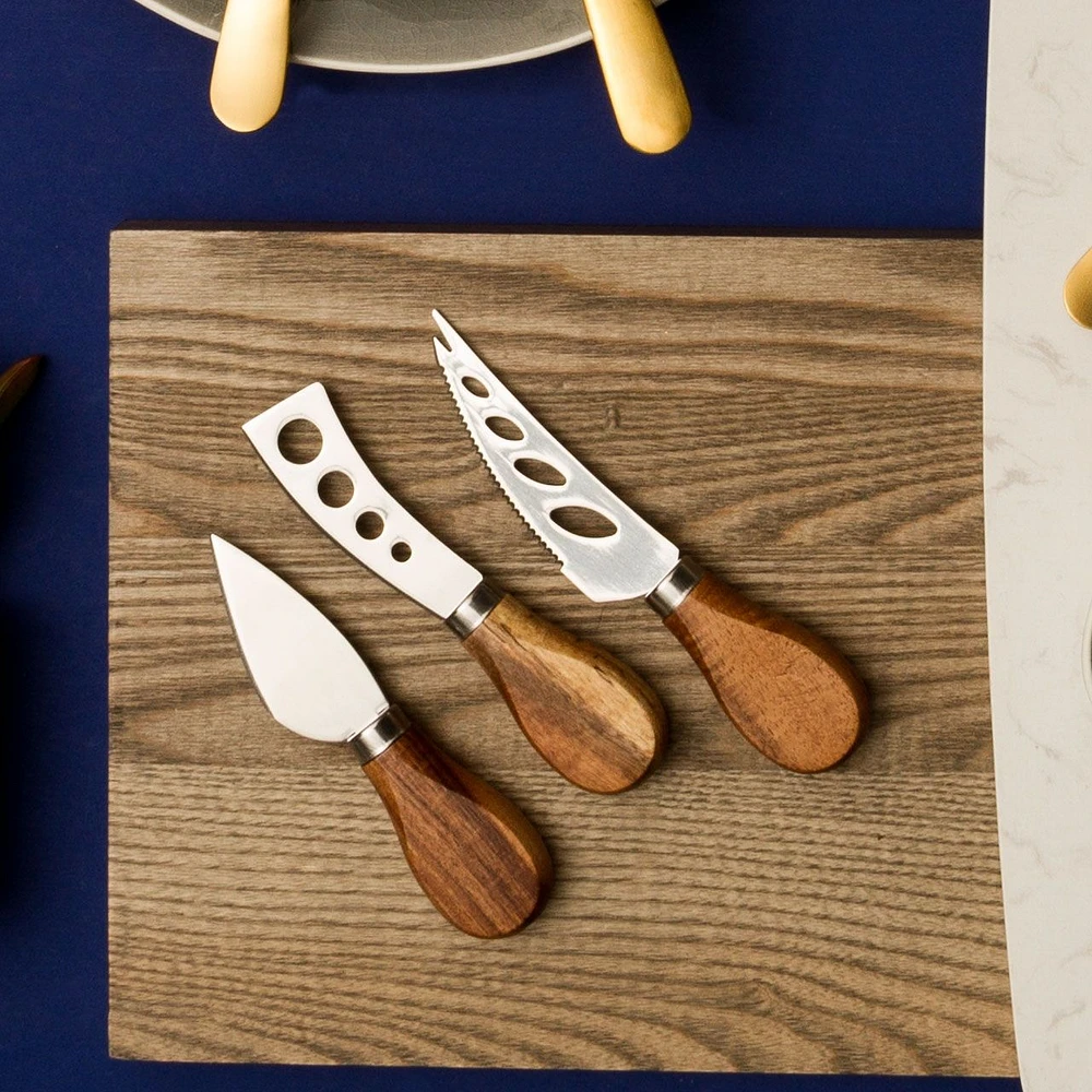 Set of 4 Acacia Cheese Knives