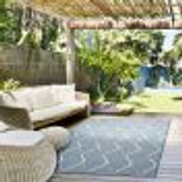 Gardenia Abstract Indoor/ Outdoor Light Blue Rug