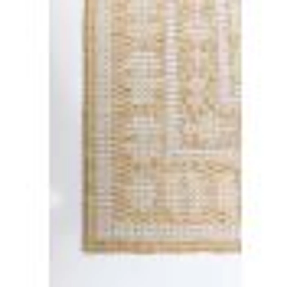 Gardenia Traditional Indoor/ Outdoor Gold Rug