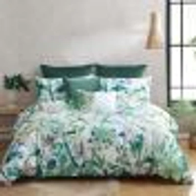Arley Comforter Set