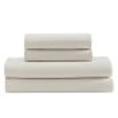 Pearl Edge Sateen T300 Sheet Set by Calvin Klein