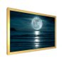 Toile « Super Moon Over The Sea I