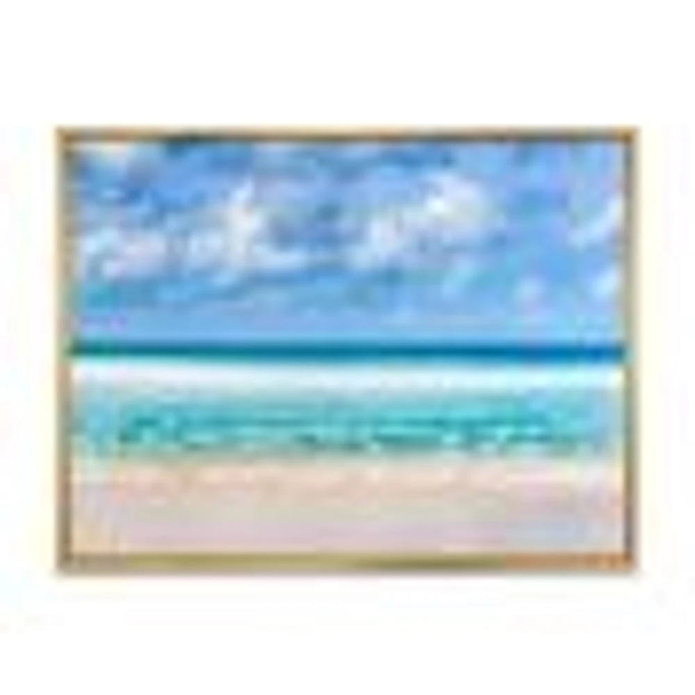 Toile  « Tranquil Beach Under White Clouds »