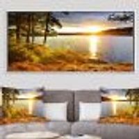 Toile imprimée « Beautiful View of Sunset over Lake