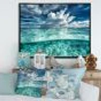 Toile « Amazing Underwater Seascape and Clouds »