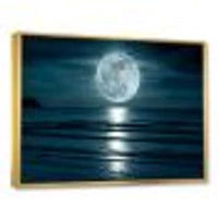 Toile « Super Moon Over The Sea I