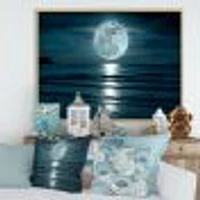 Toile « Super Moon Over The Sea I