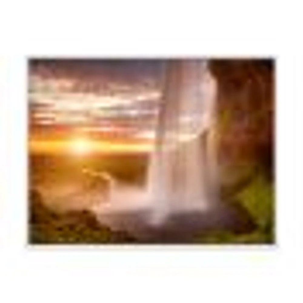 Toile « Seljalandsfoss Waterfall at Sunset »