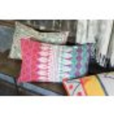 Coussin Nobu par Loloi - Multi