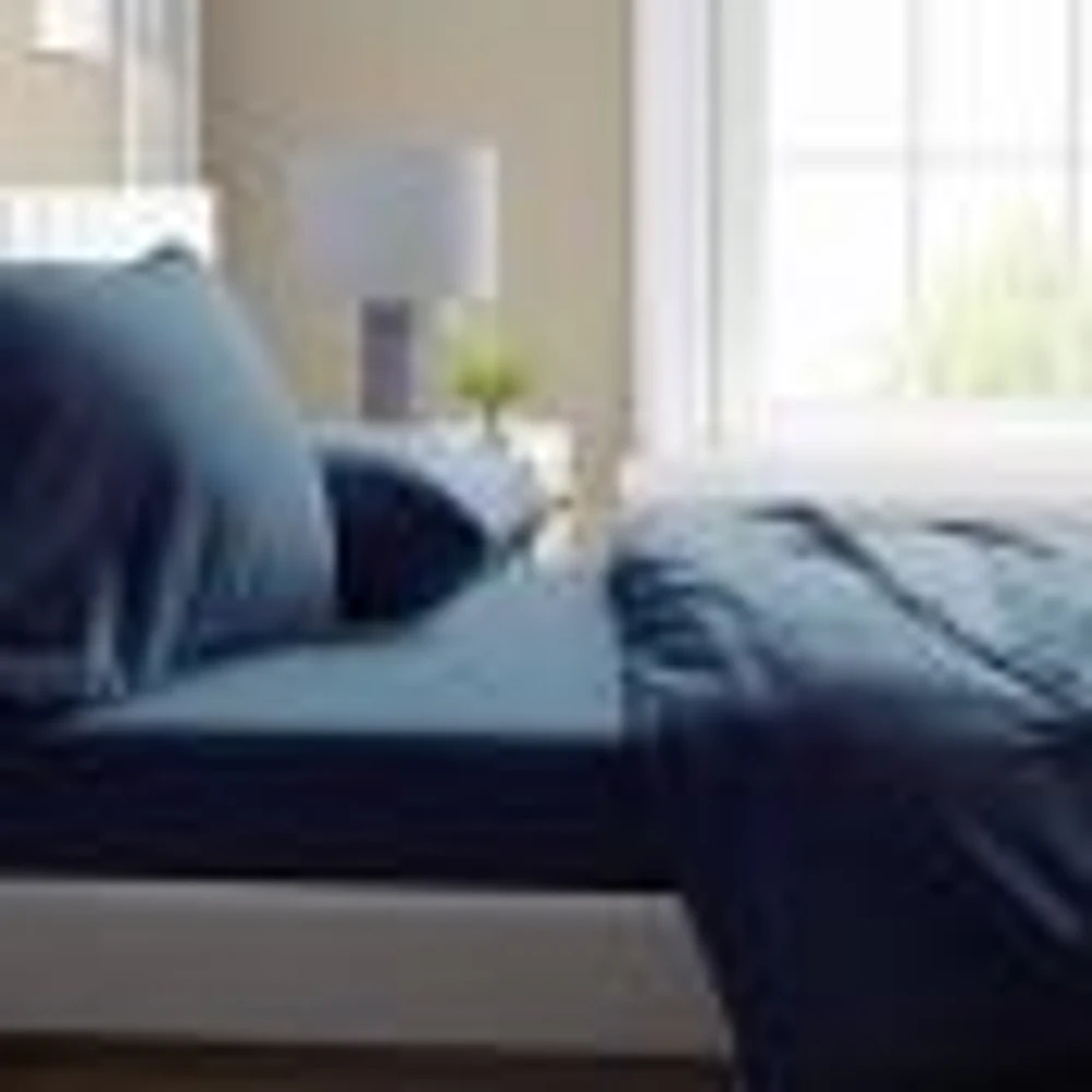 Grand Hotel Fitted Sheet (18" Pocket)