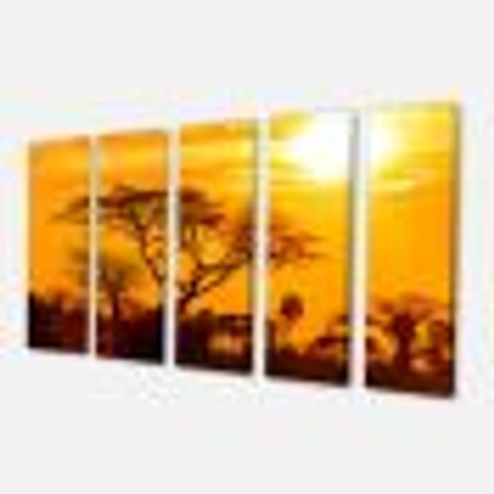 Panneaux de toile « Orange Glow of African Sunset »