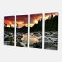 Toile imprimée « Rocky Mountain River at Sunset