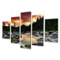 Toile imprimée « Rocky Mountain River at Sunset