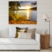 Toile imprimée « Beautiful View of Sunset over Lake