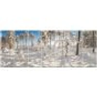 Toile « Winter Snow Covered Wood