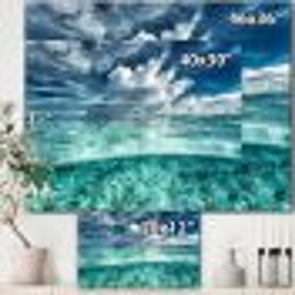 Toile « Amazing Underwater Seascape and Clouds »